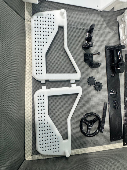Axial CJ7 interior